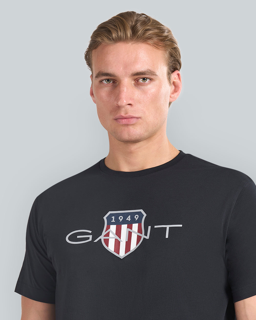 REG ARCHIVE SHIELD TSHIRT