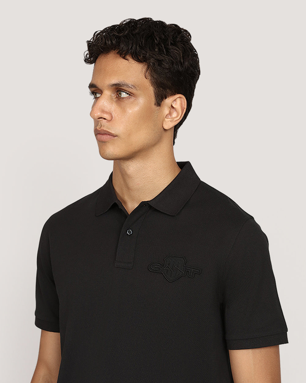 Gant Regular Tonal Shield Short Sleeve Polo