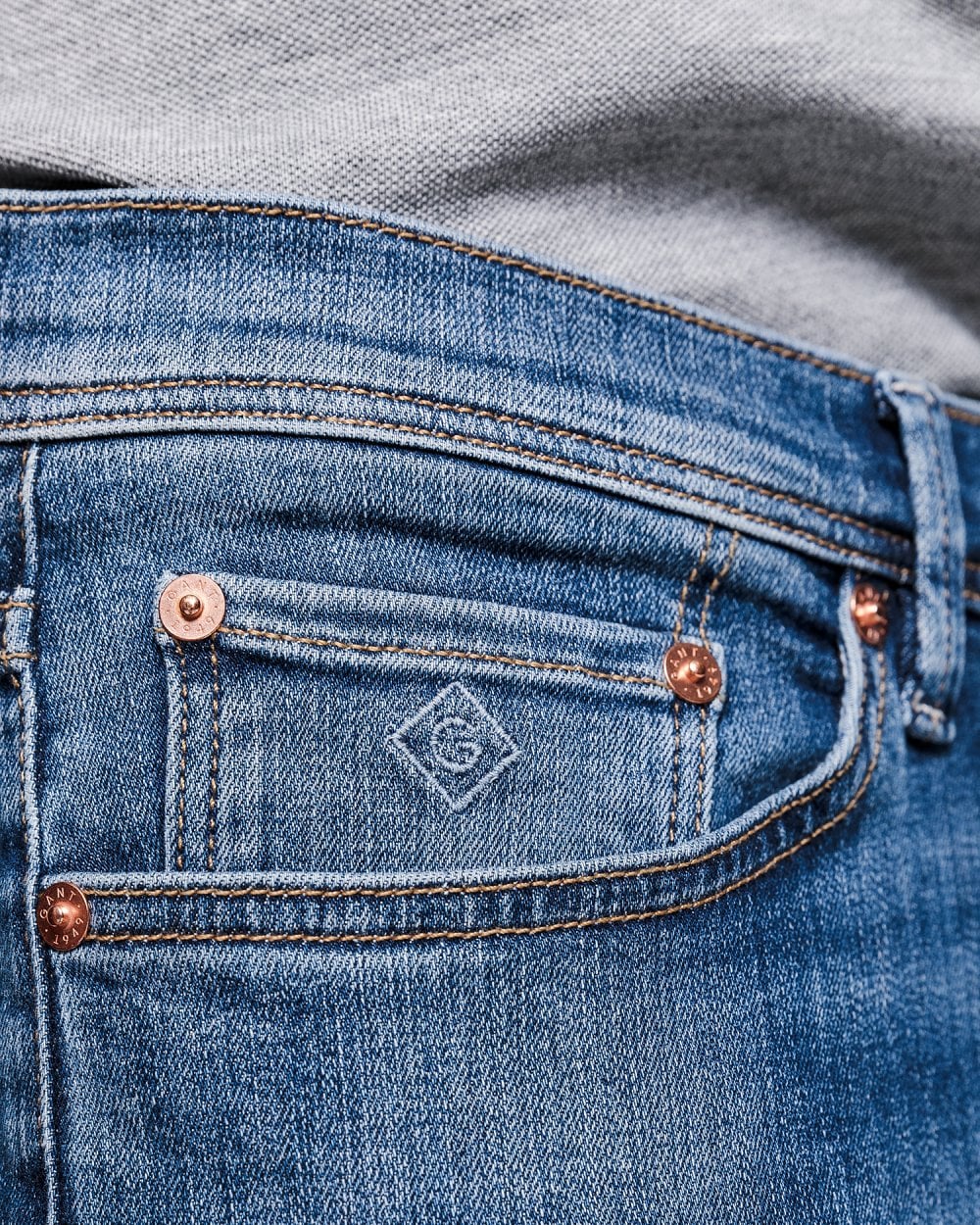 Maxen Extra Slim Fit Active-Recover Jeans