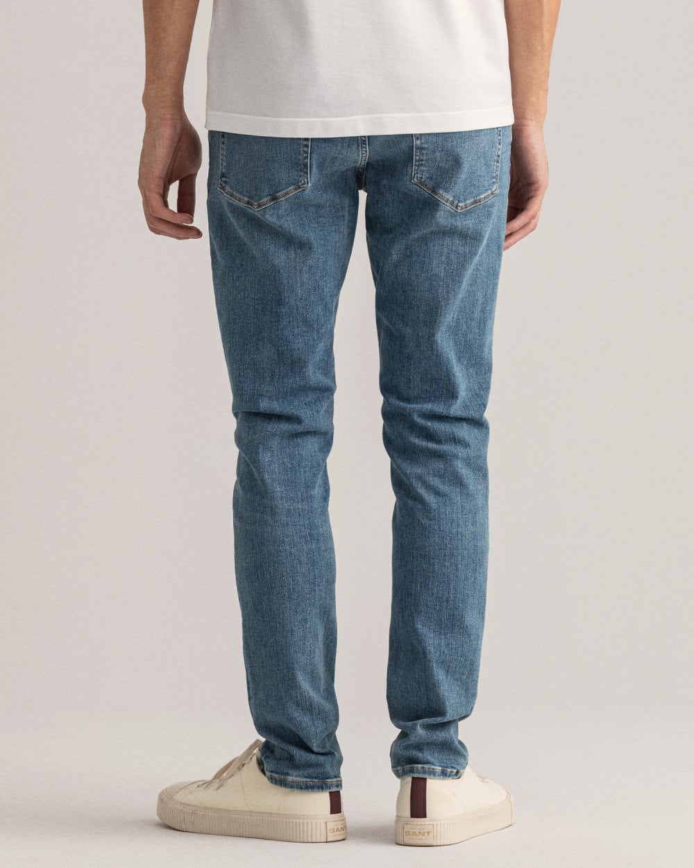Maxen Extra Slim Fit Active-Recover Jeans
