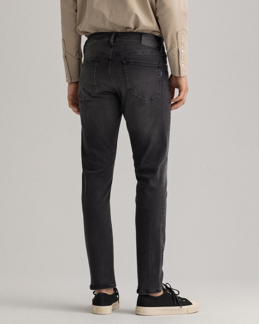 Maxen Extra Slim Fit Active-Recover Black Jeans