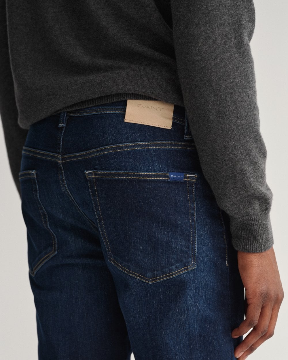 Maxen Extra Slim Fit Active-Recover Jeans