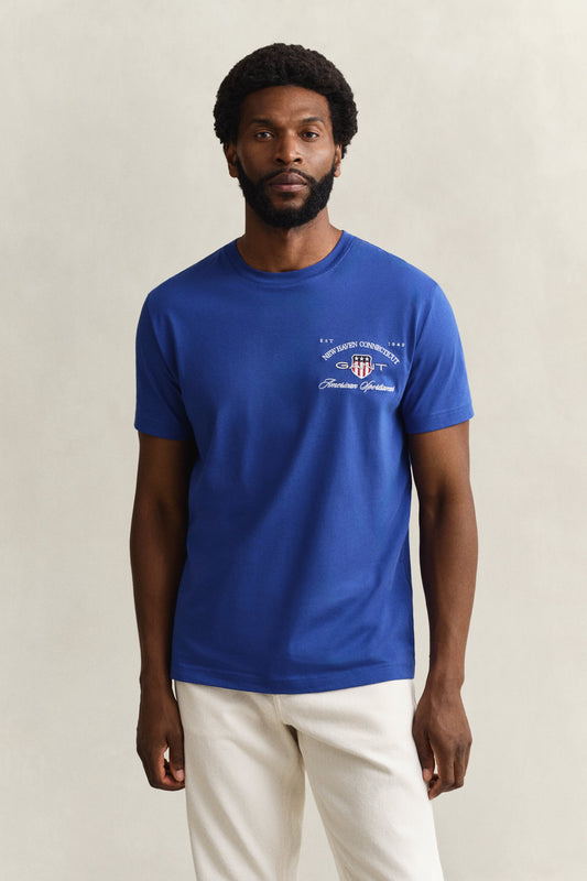 GANT Graphic T-Shirt – College Blue – on model, front view