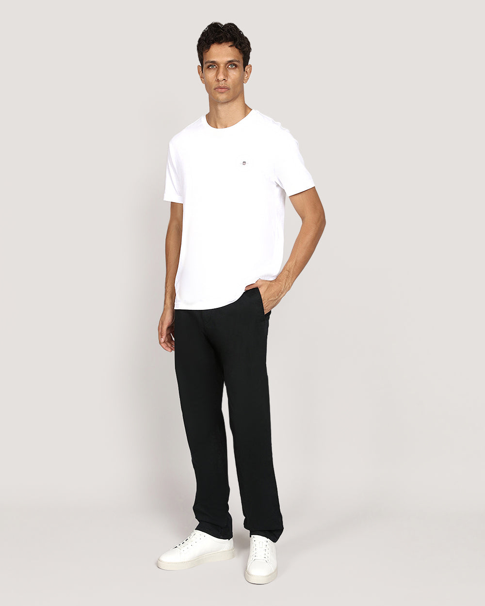 Gant Regular Twill Mid-Rise Chinos