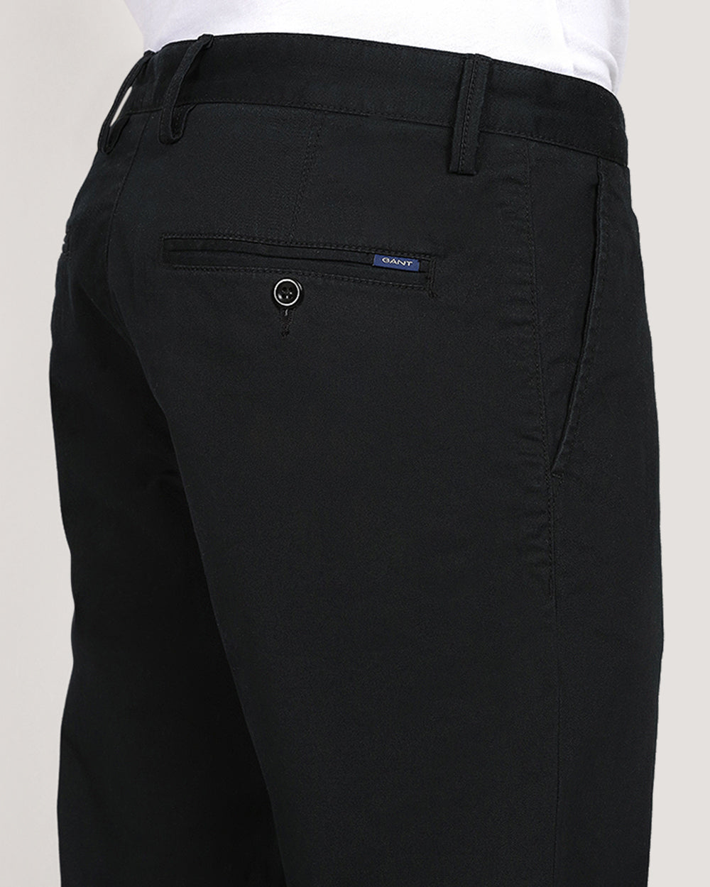 Gant Regular Twill Mid-Rise Chinos