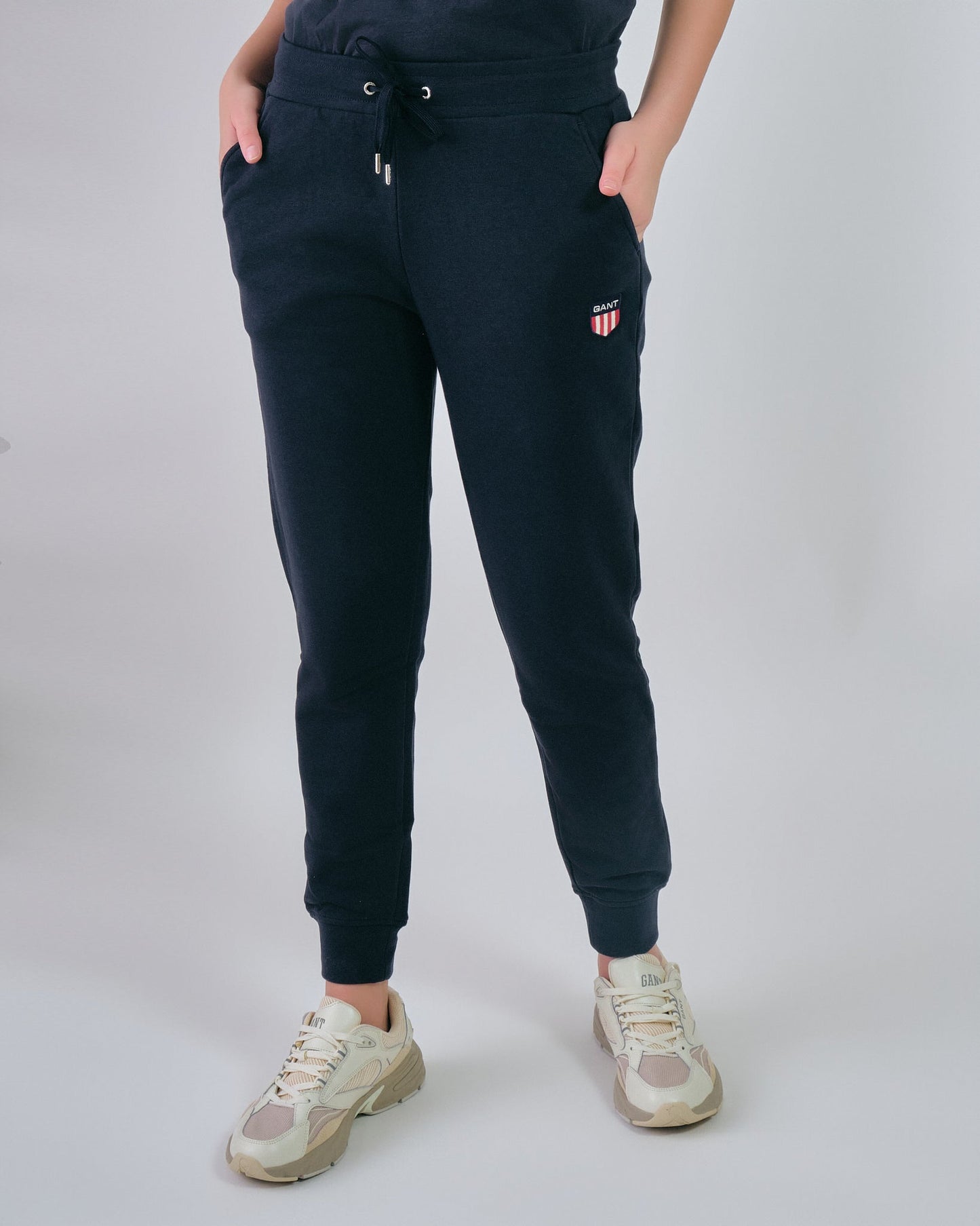 Regular Fit Retro Shield Sweat Pants Marine / M