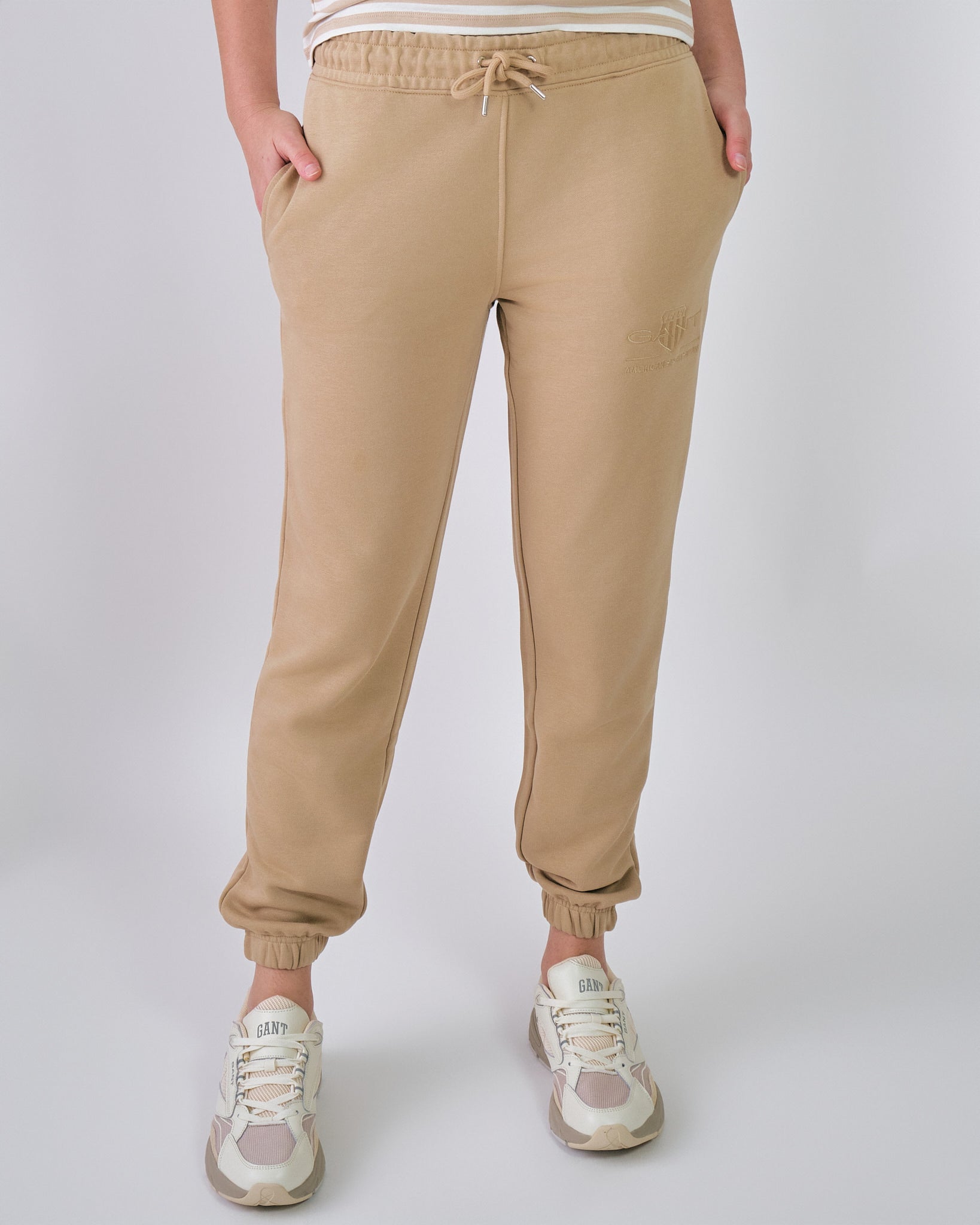 Regular Fit Tonal Shield Sweatpants Dark Khaki / M