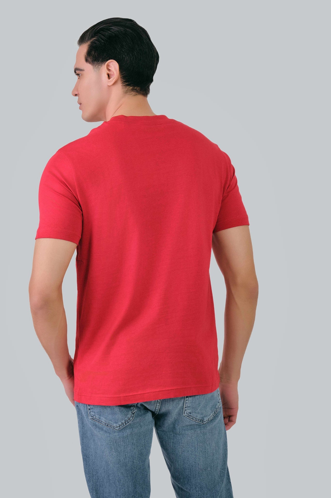 Regular Fit Tonal Shield T-Shirt Ruby Red / M