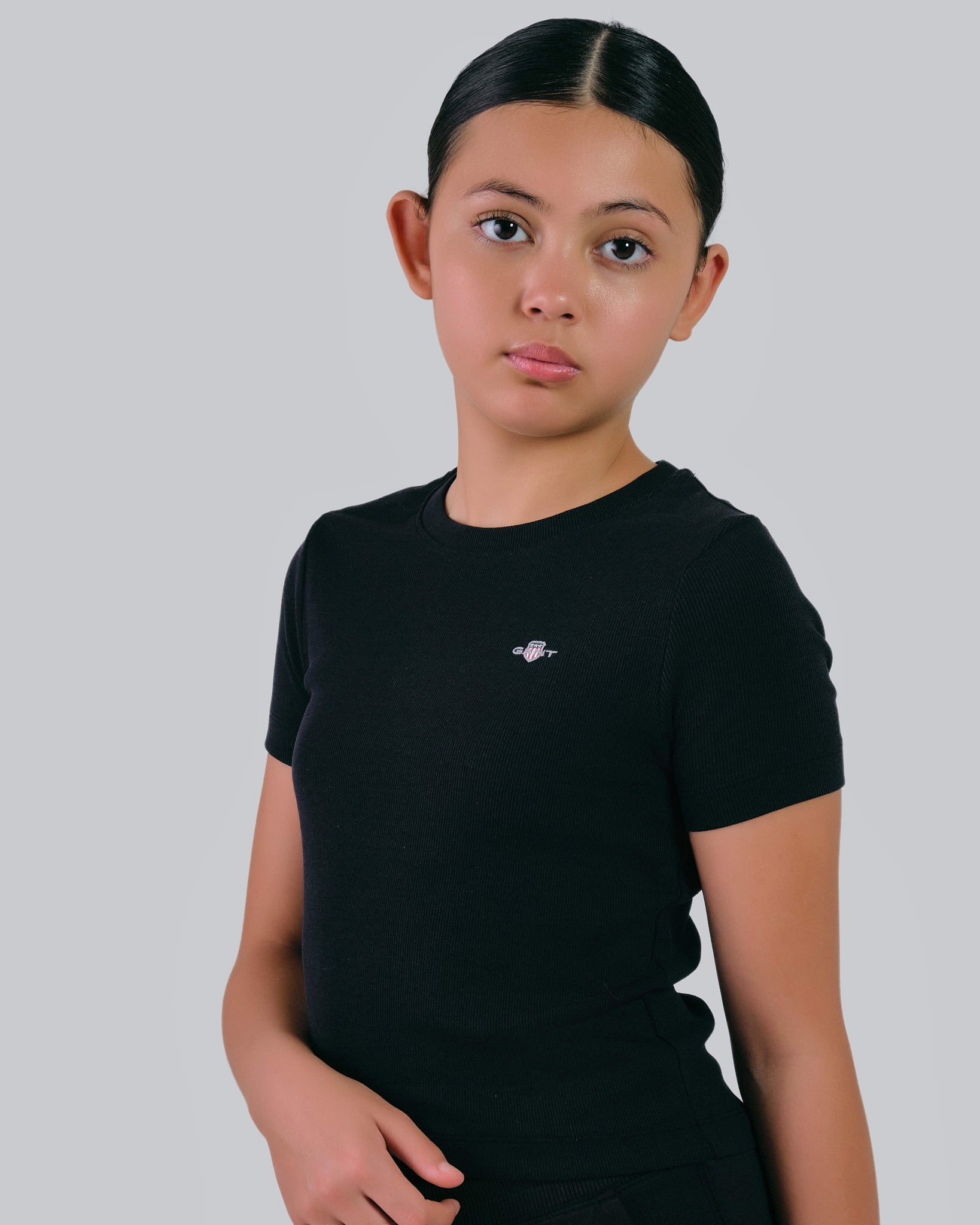 Teen Girls Shield Ribbed T-Shirt Black / 146/152