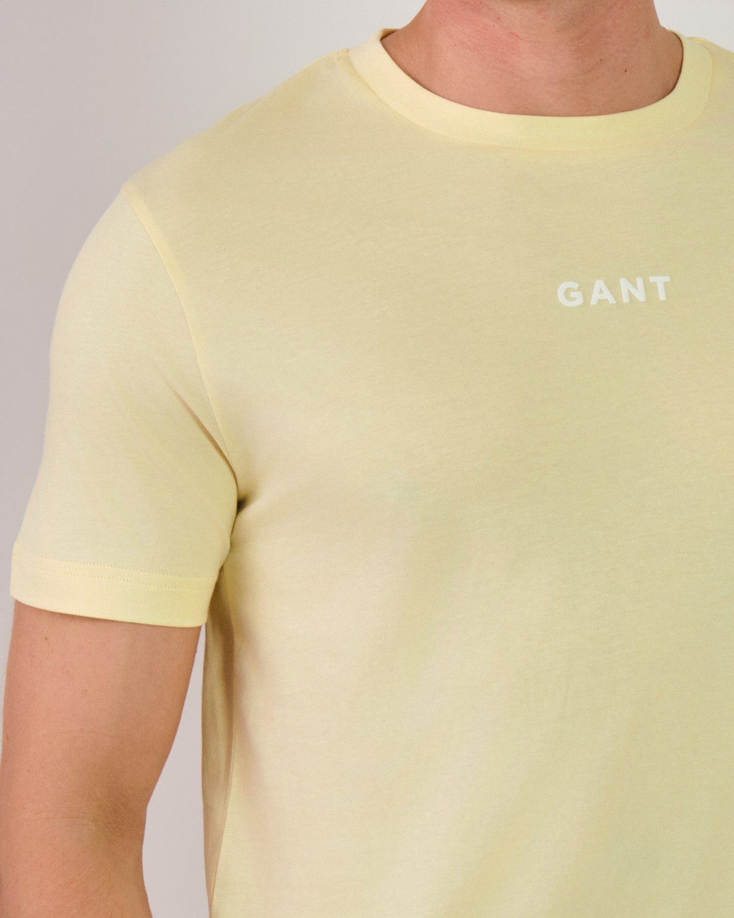 GANT Contrast Small Logo Tshirt Pastel Yellow / M