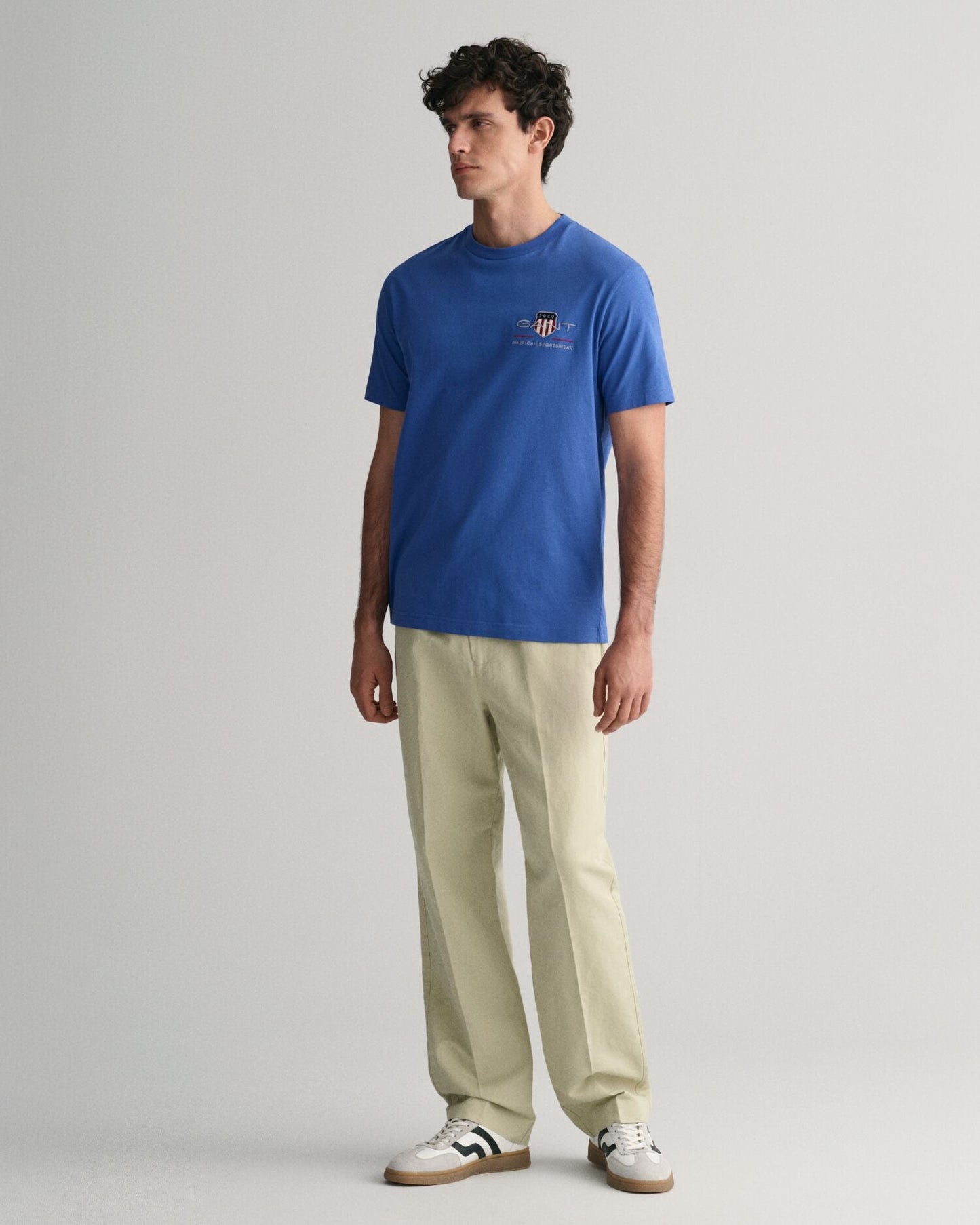 Gant Regular Fit Archive Shield Embroidered Short Sleeve T-Shirt