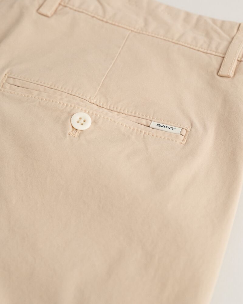 Slim Fit Sunfaded Shorts Dry Sand / 30