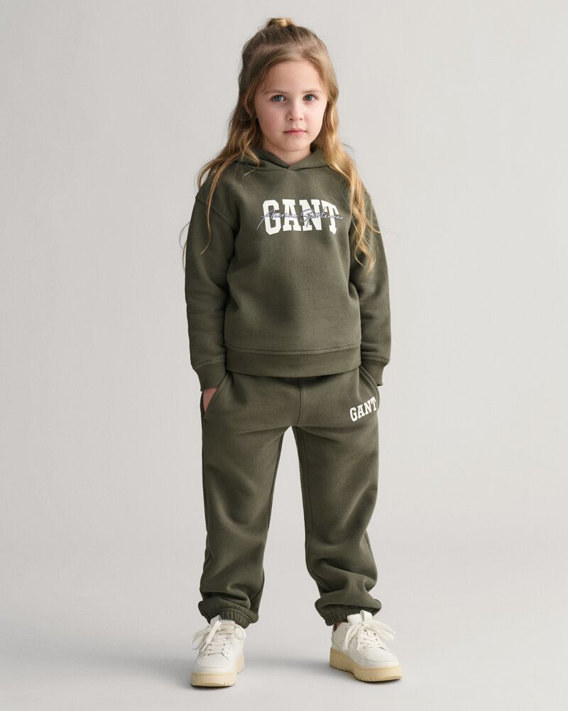 GANT ARCH SCRIPT SWEATPANTS JUNIPER GREEN / 92
