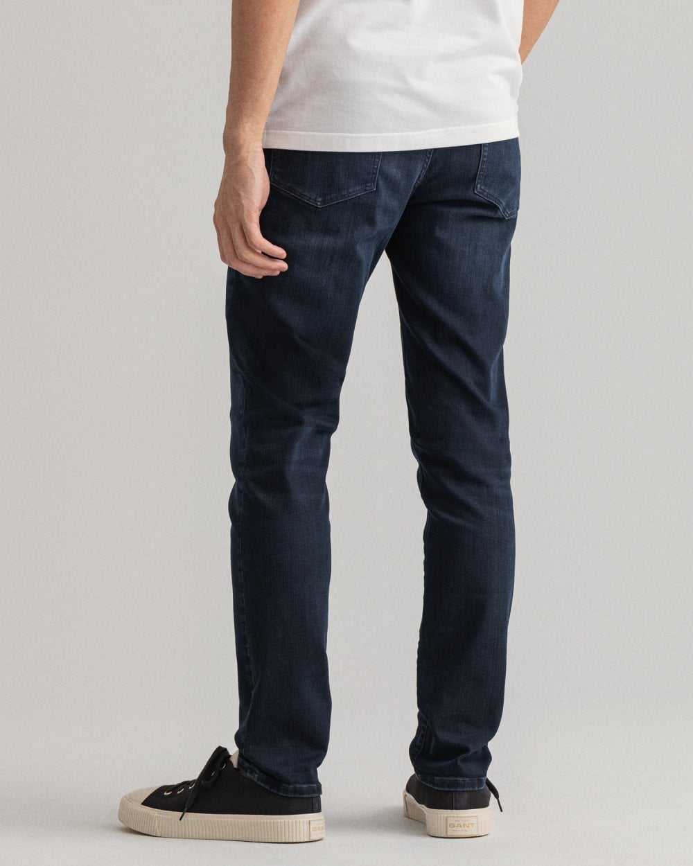 Maxen Extra Slim Fit Active-Recover Jeans